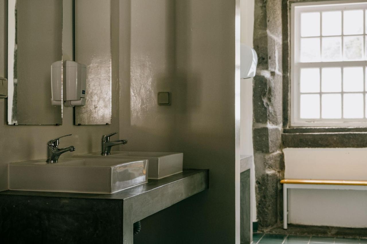 Zweibettzimmer mit Gemeinschaftsbad