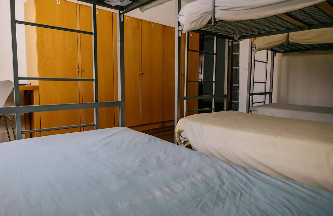 Azores Youth Hostels - Pico-1